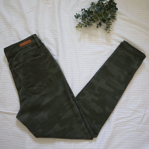 SANCTUARY Social Standard Camo High-Rise Jeans 4 - Picture 3 of 15